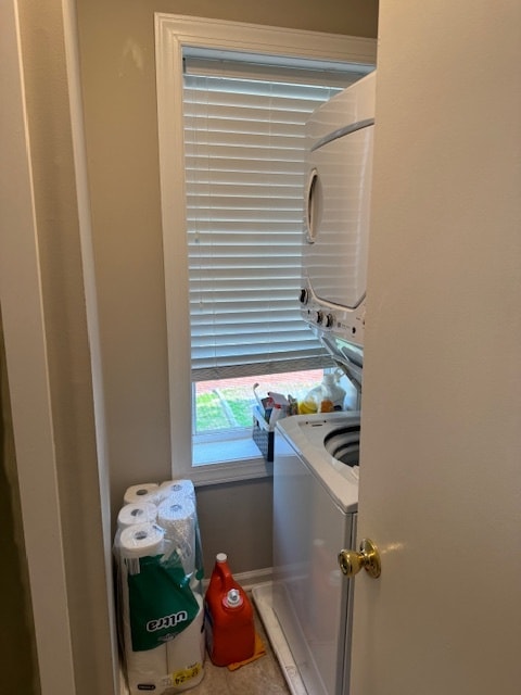 Laundry - 215 Highland Ave Unit 2