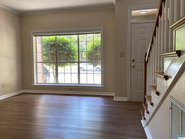 Photo - 524 SW Sussex Dr