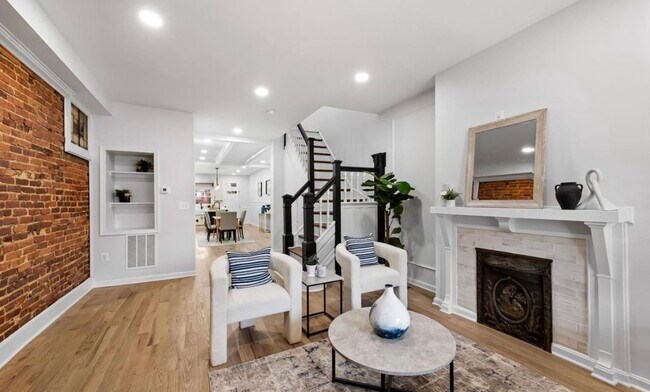 Photo - 2824 Maryland Ave