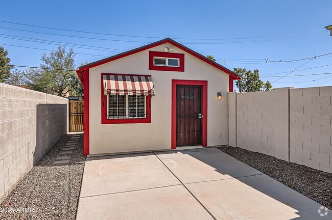 Building Photo - 1909 W Holly St Unit B Rental