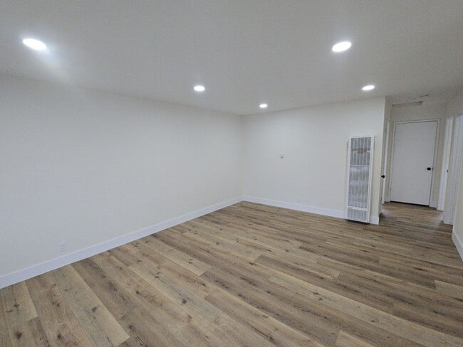 Photo - 5330 Carolyn Ct Unit 5330 Carolyn #D [PRM: Andrew]