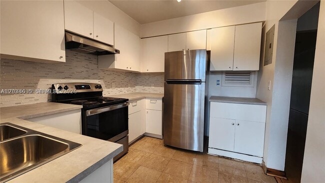 Building Photo - 20 Park 4A Park Unit 4A