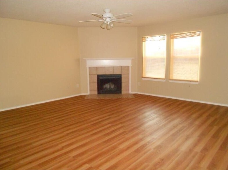 Photo - 9512 George Washington Dr