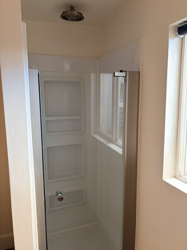 Photo - 386 S 900 W St
