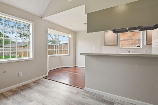 Photo - 6703 Krause Dr