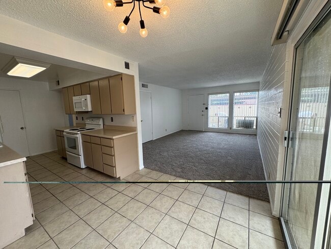 Photo - 4917 N 73rd St Unit 17