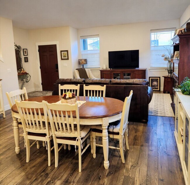 Photo - 16721 SW Colorado Ln Unidad 1