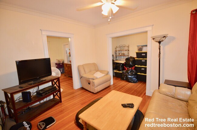 Photo - 43 Woodlawn St