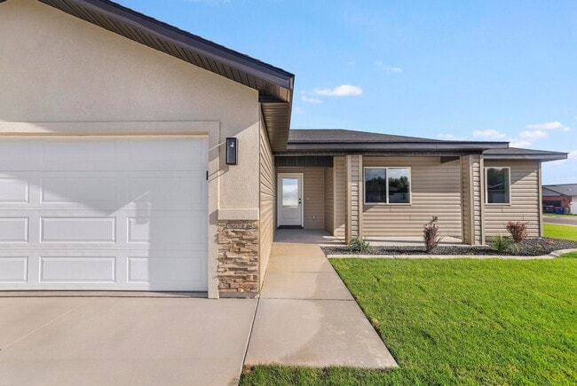 392 Rock Dove Loop