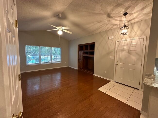 Photo - 1501 Partin Dr N Unit 243