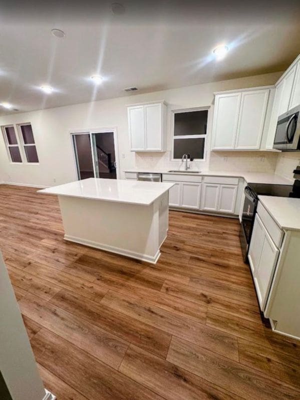 Photo - 16811 Aiken Rdg Cir