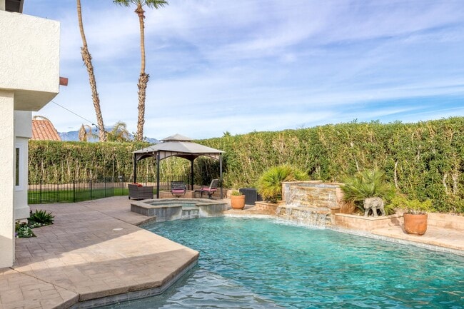 78880 Aurora Way