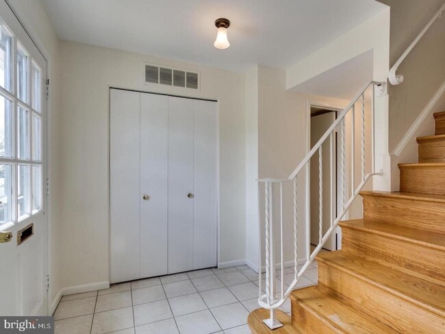 Photo - 2302 Wheystone Ct