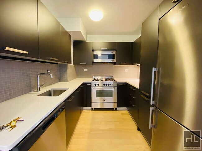 Photo - East 39th Street Unit 25B