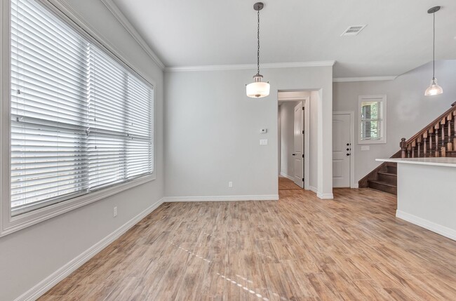 311 Fairway Dr