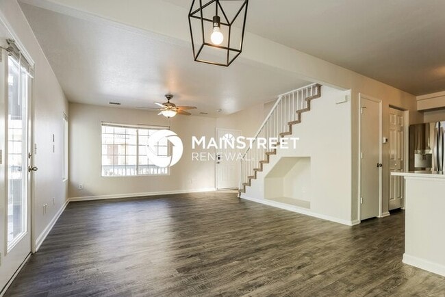 Photo - 3 Bedroom Pet-Friendly Home in DENVER, CO with Main Street Renewal
