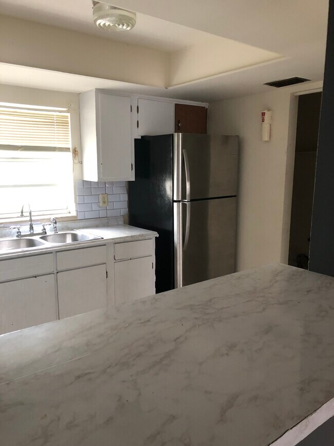 Photo - 1203 S 33rd St Unidad Duplex