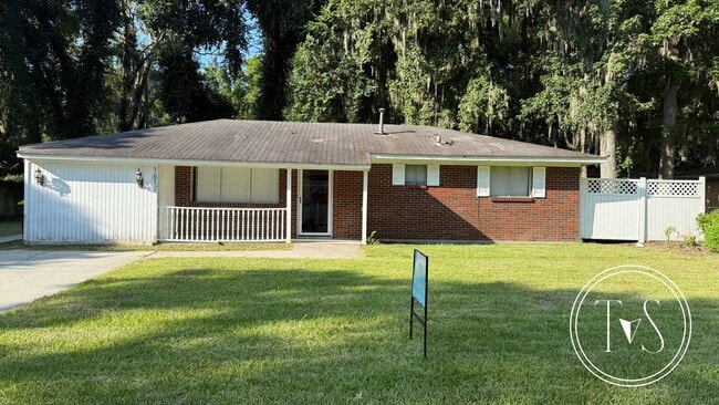 Building Photo - RATE DROP ALERT (was $1875/month)! Rental