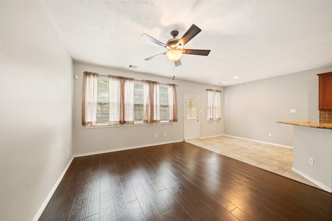 Photo - 3 Whitekirk Pl