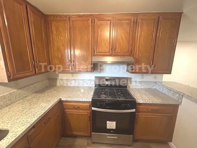 Photo - Beautiful 4 Bed/2 Bath House in Central Oceanside - Available NOW***