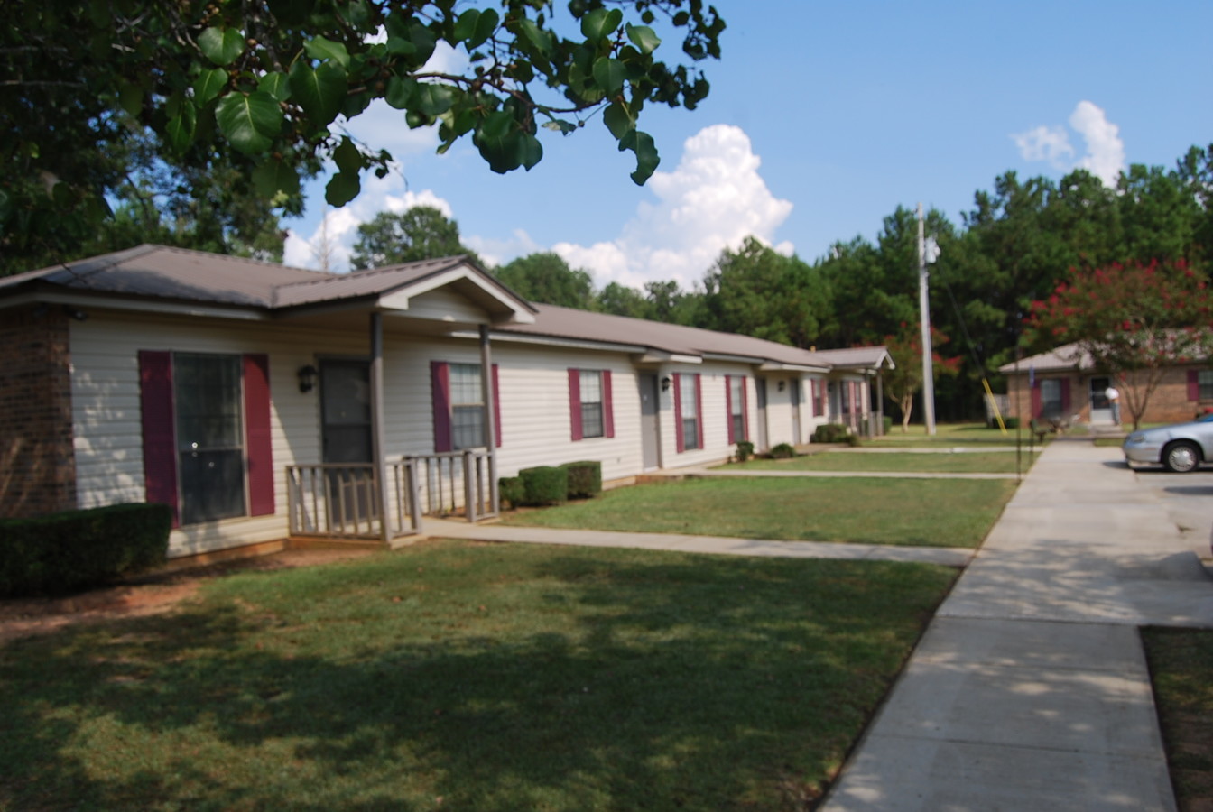 Fieldcrest Apartments - Fieldcrest Apartments