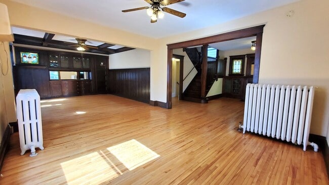 Photo - Charming 4-Bedroom Home in East Isles