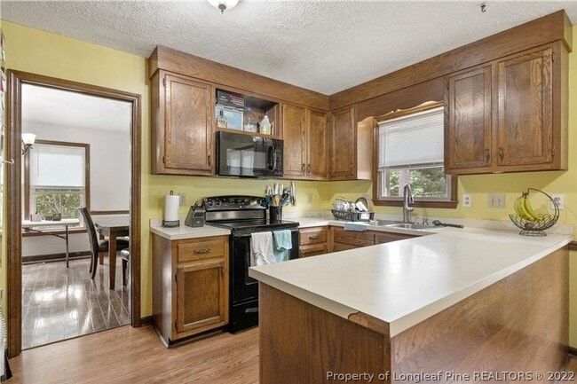 Photo - 5800 Horton Pl