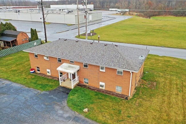 560 Gladys St SE Unit 1