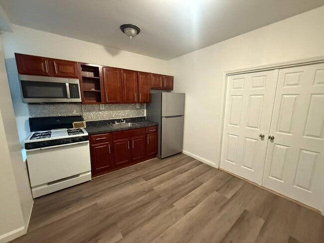 Photo - 92 Fountain Ave