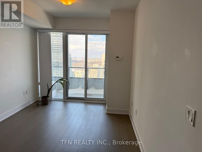 Photo - 20 Shore Breeze Dr Unit 3906