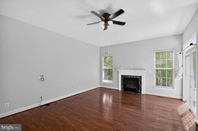 Building Photo - 43278 Sunderleigh Square