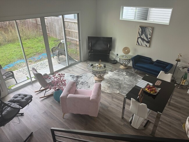 Building Photo - 3409 Luca St