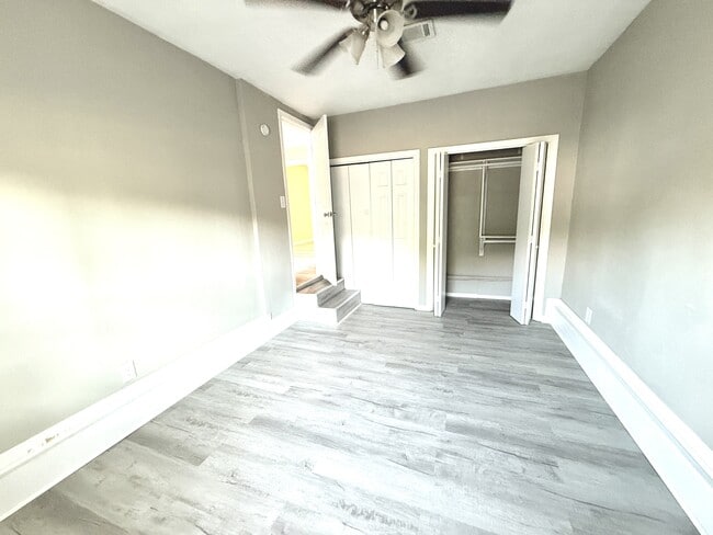 Photo - 404 Ash St NW