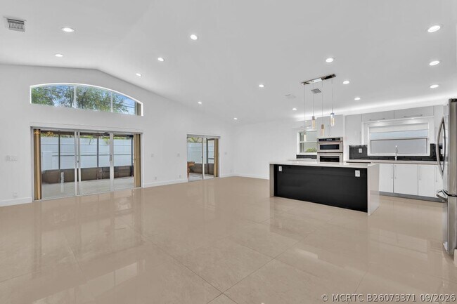 Photo - 3307 SW 49th St