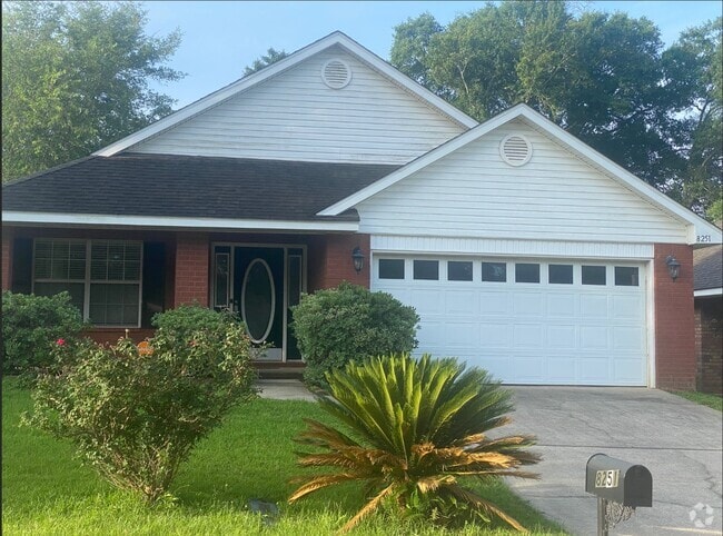 Building Photo - 8251 Magnolia Village Dr N Rental