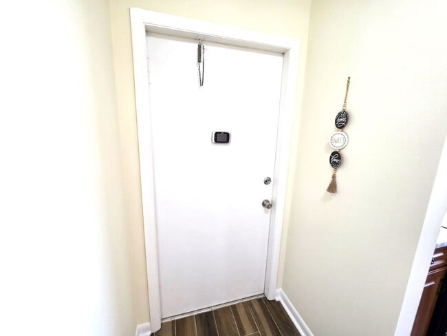 Photo - OOH-LA-LA ! Vero Beach Rentals. Vero Beach Rent, LLC and Property Management Company Unit 107