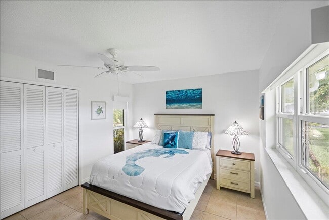 Photo - 2066 5th Ct SE