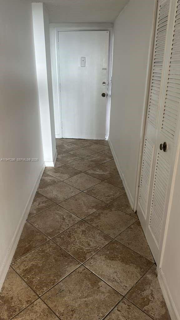 Building Photo - 3660 NE 166th St Unit 609