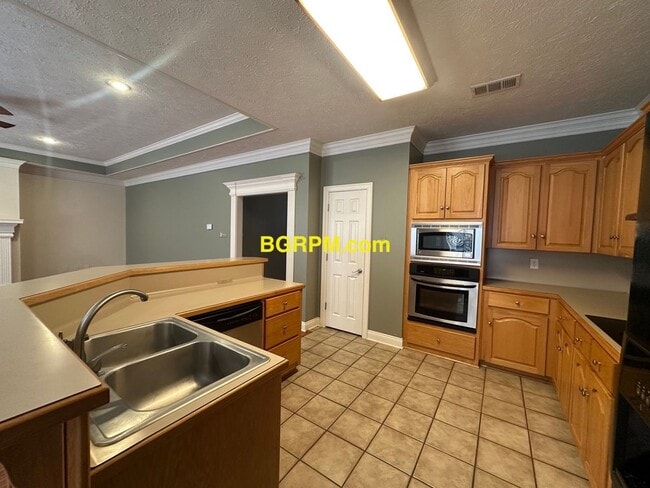 Photo - 3 Bed 2 Bath