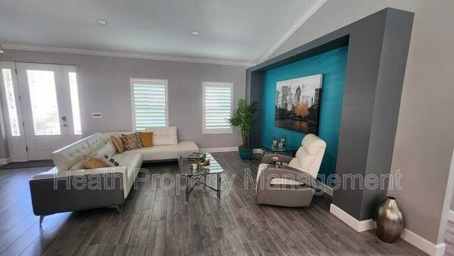 Photo - 2223 Barbara Dr