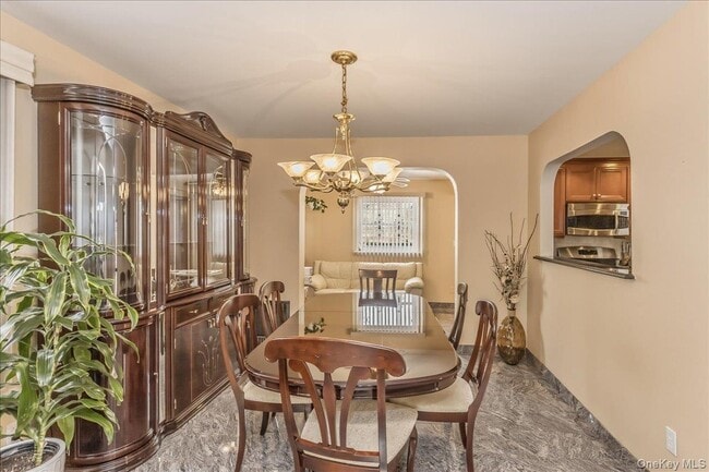 Photo - 199-11 24th Ave