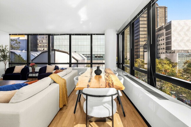 Photo - 1113 York Ave Unidad ID1330813P