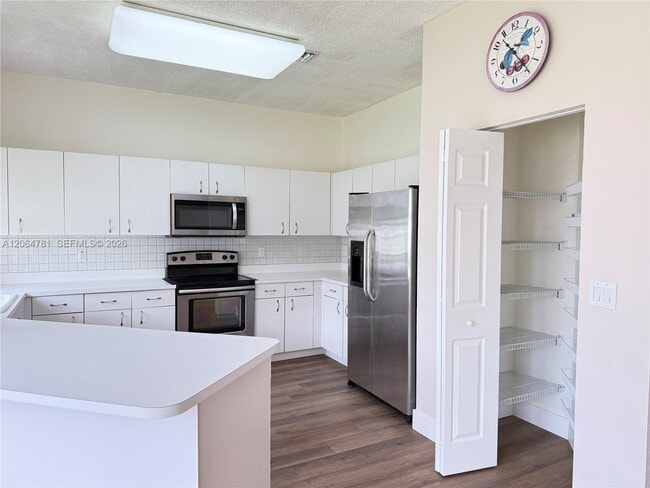 Photo - 18414 NW 9th St