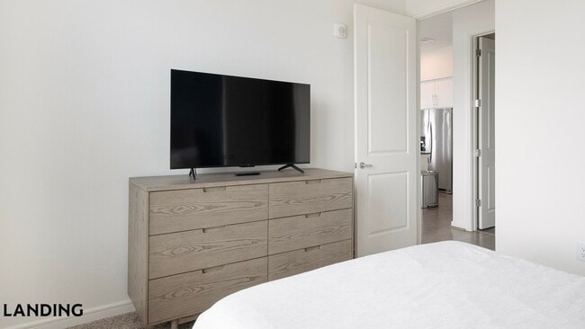 Photo - 720 W 26th St Unit 5052