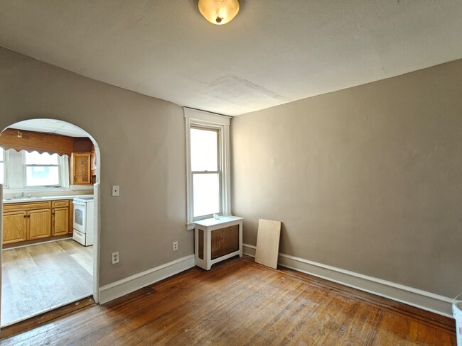 Photo - 409 N Daggett St