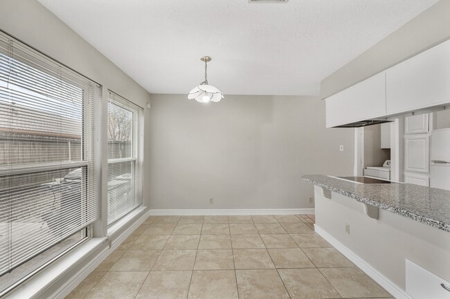 Photo - 10814 Sugar Hill Dr