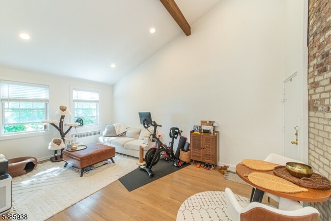 Photo - 378 Claremont Ave Unit 8