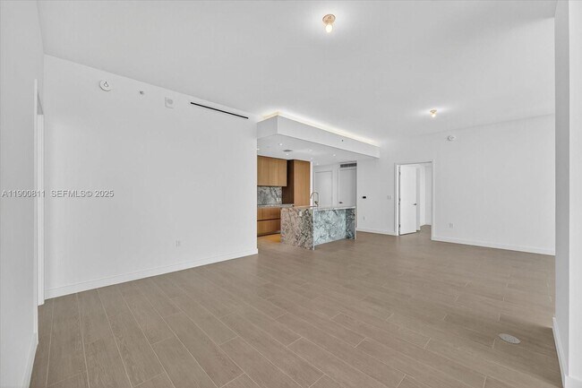 Photo - 500 Alton Rd Unidad 1407