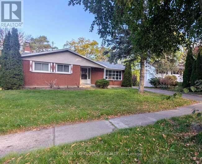 Photo - 83 Longwood Dr