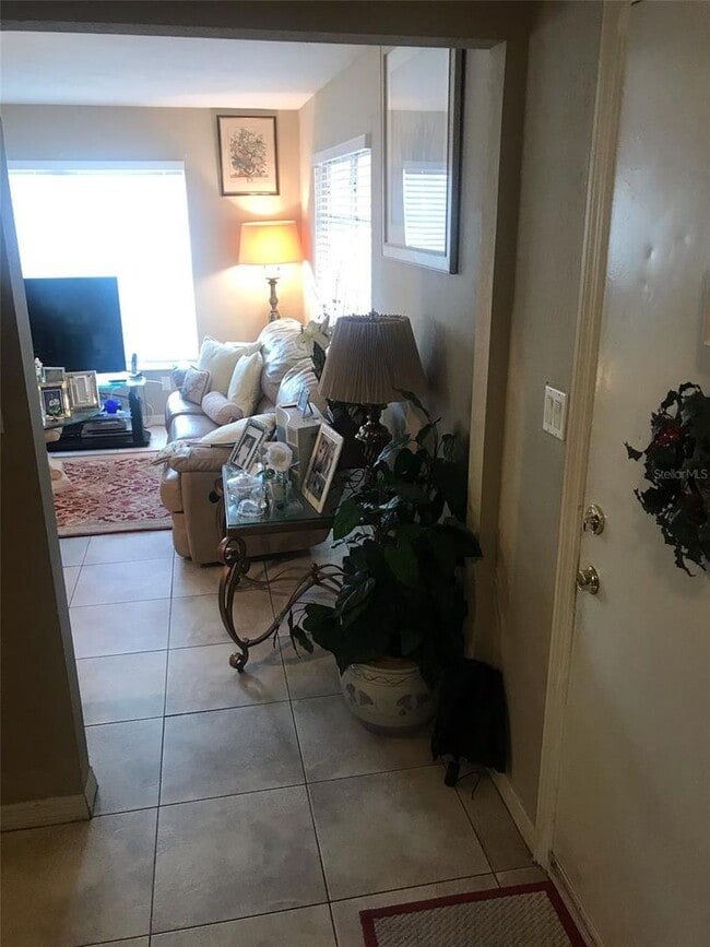 Photo - Cozy 4 bedroom end unit | Pet friendly!! | Central Sarasota near downtown and beaches